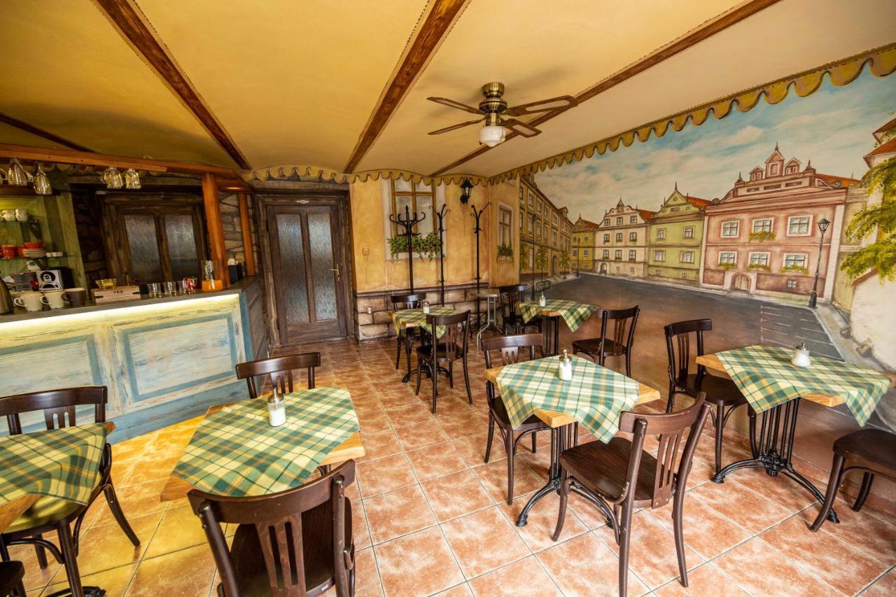 Pension Fontana Poděbrady Εξωτερικό φωτογραφία