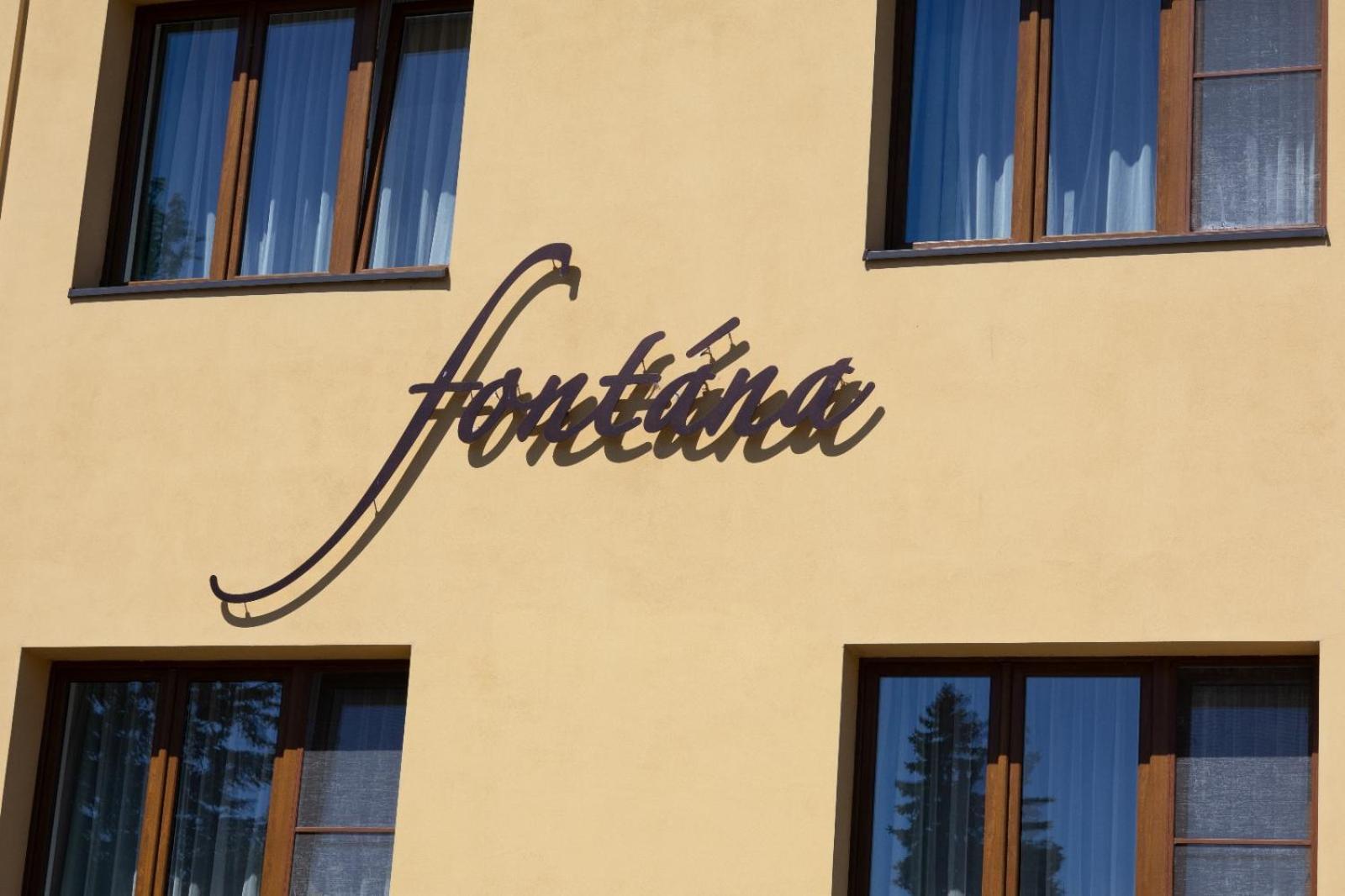Pension Fontana Poděbrady Εξωτερικό φωτογραφία
